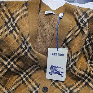 Burberry Wool Sweater with tags